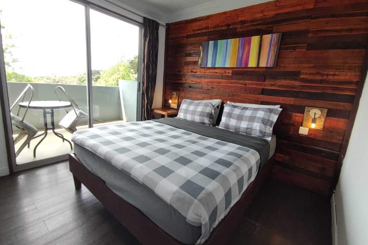 Kamar Standar, 1 Tempat Tidur Queen | 2 kamar tidur, Wi-Fi gratis, dan seprai linen