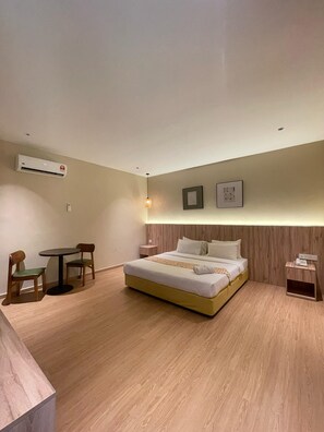 In-room safe, desk, iron/ironing board, free WiFi - Rompin Beach Resorts (Kuala Rompin)