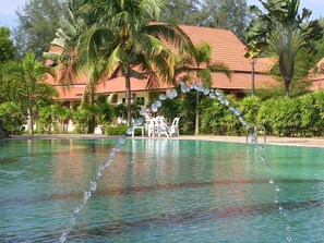 Outdoor pool - Rompin Beach Resorts (Kuala Rompin)