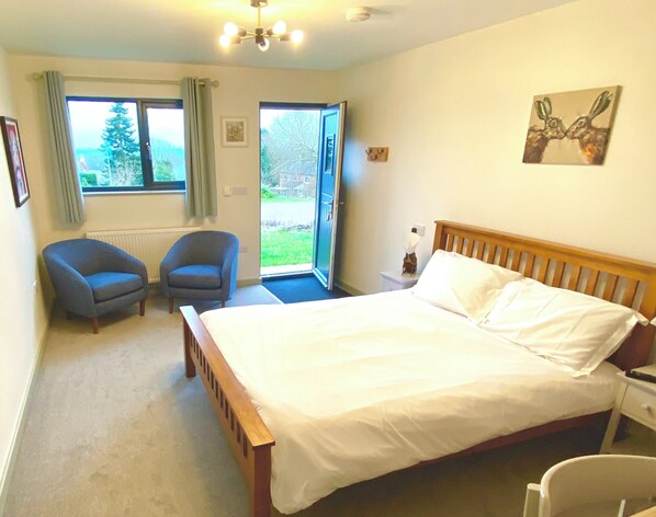 أغطية فراش متميزة وبديكورات فريدة لكل غرفة ومكتب وتجهيزات عازلة للصوت