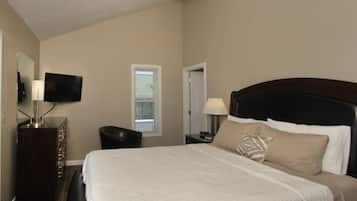 Suite | Individually decorated, individually furnished, free WiFi, bed sheets