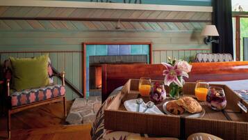 Room | Premium bedding, down duvets, in-room safe, individually decorated