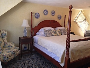 Laurel Room | Premium bedding, down comforters, free WiFi