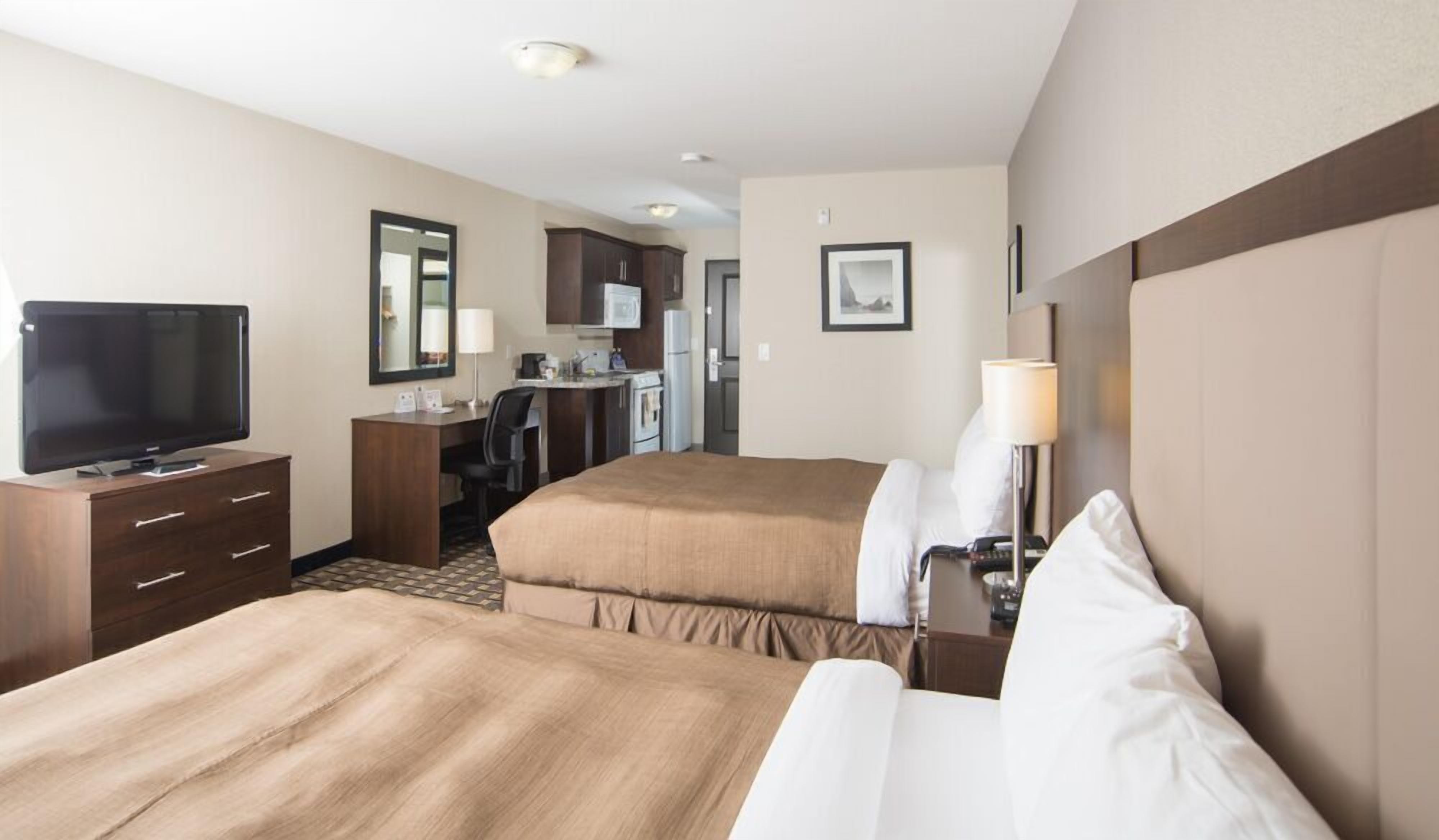 desk, laptop workspace, blackout curtains, rollaway beds