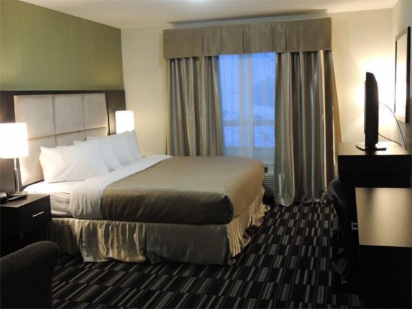Deluxe Room, 1 King Bed, Kitchen