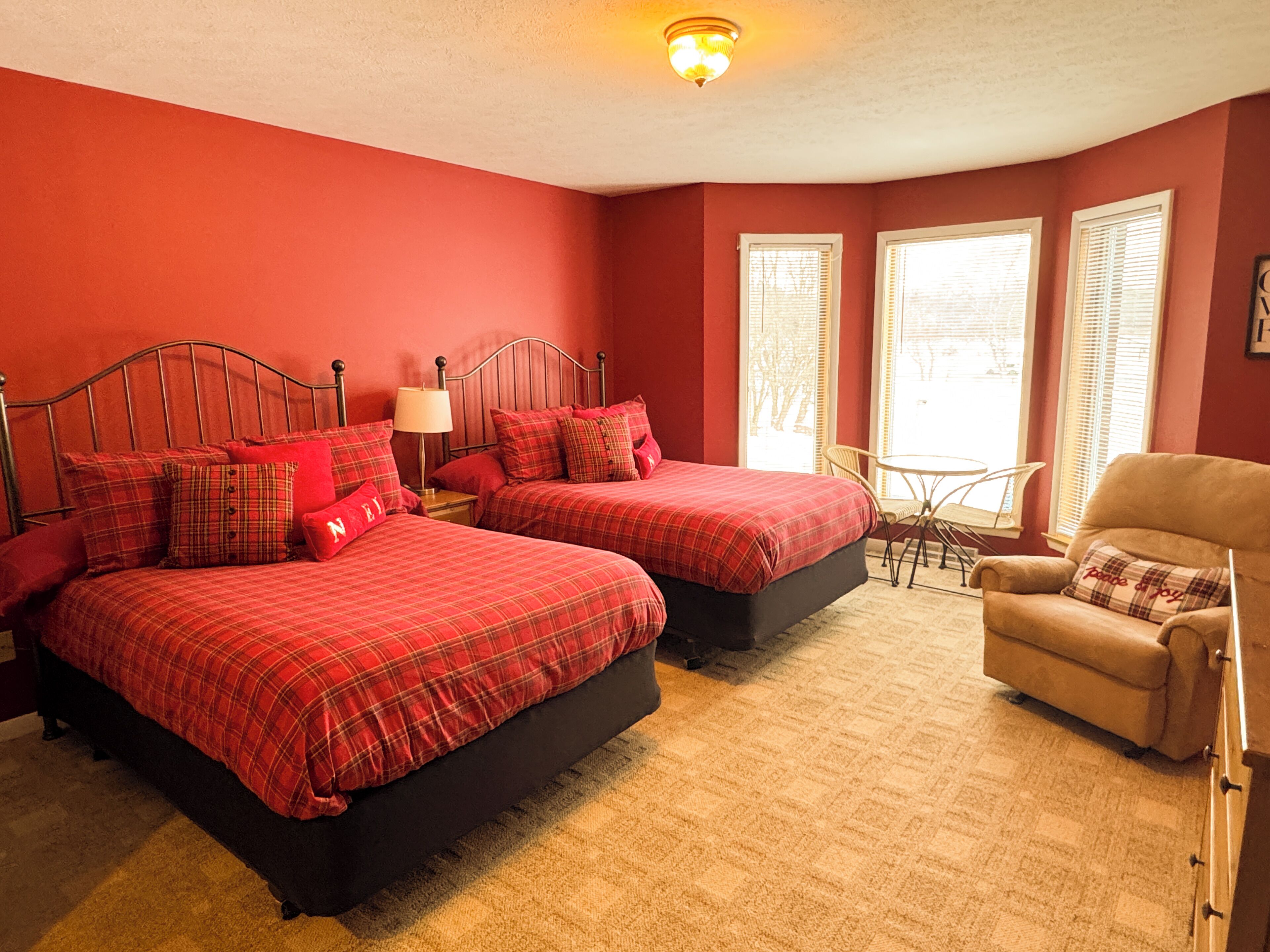 Room | Iron/ironing board, free WiFi