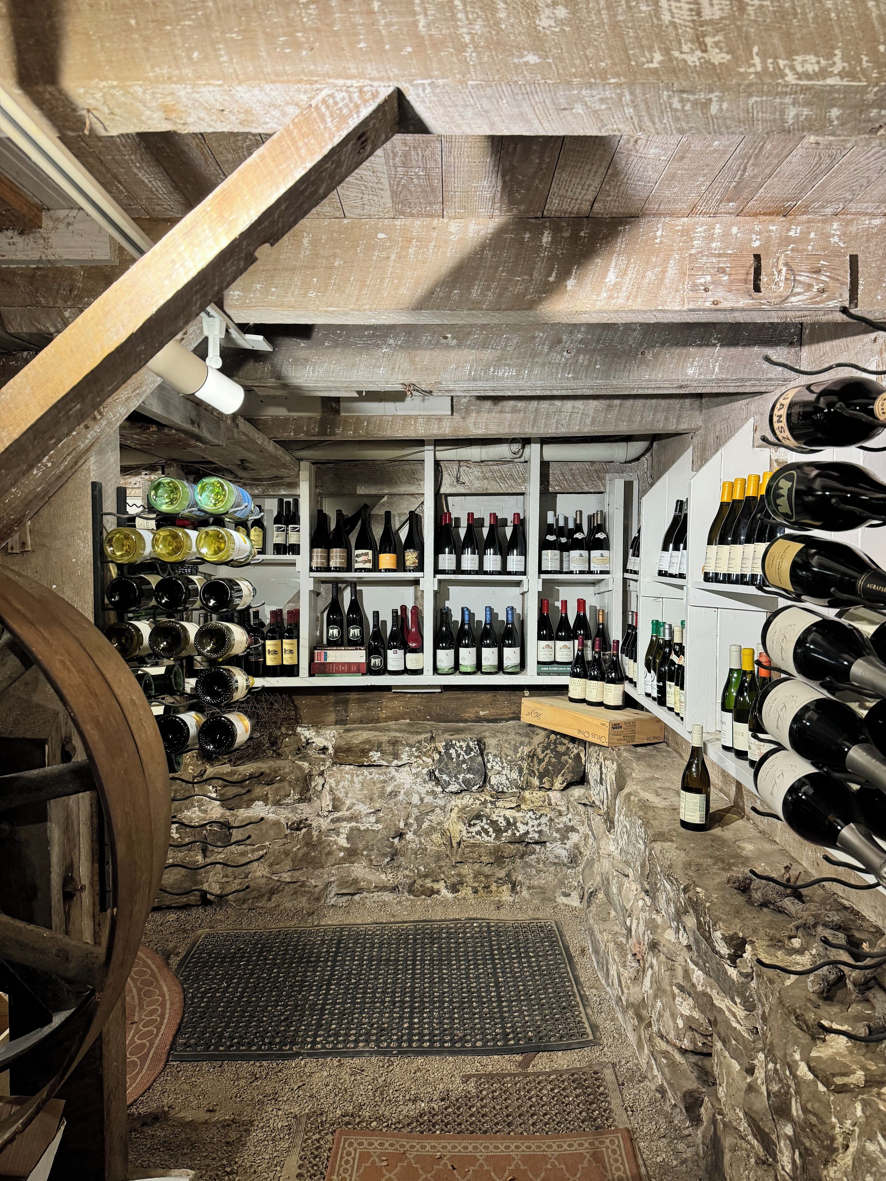 Dinner and brunch served, American cuisine