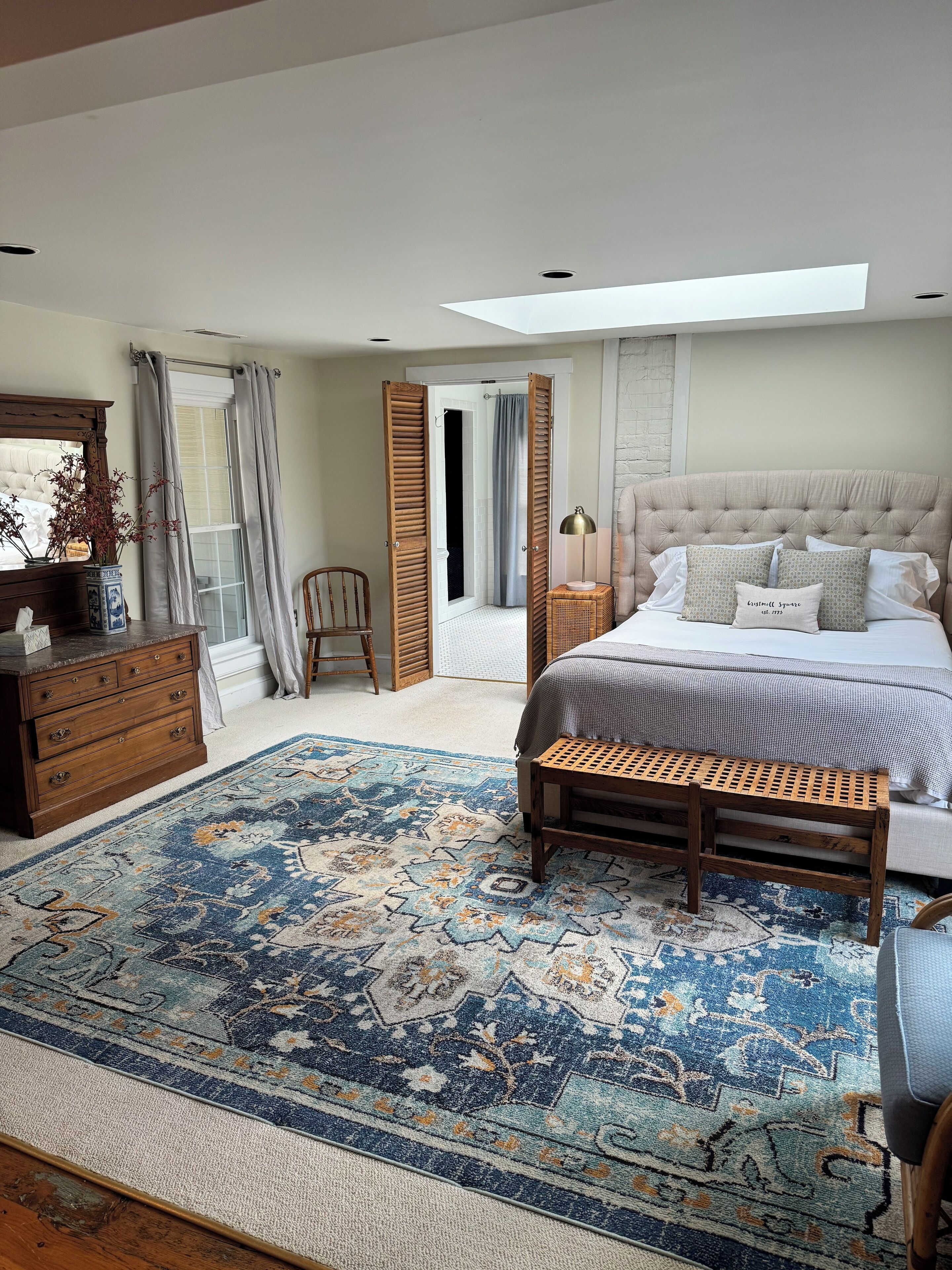 Standard Room, 1 Queen Bed (Run of House) | Premium bedding, pillowtop beds, individually decorated