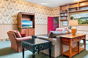 Firehouse Suite with King Bed | Individually decorated, individually furnished, desk, iron/ironing board