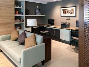 Business center - Country Inn & Suites by Radisson, Smithfield-Selma, NC (Smithfield)