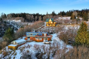 Exterior - Alaska Adventure Cabins (Homer)