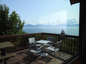 Dovetail Log Cabin - Alaska Adventure Cabins (Homer)