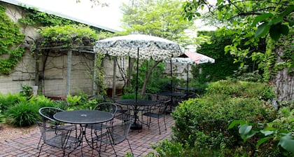 The Winter Inn