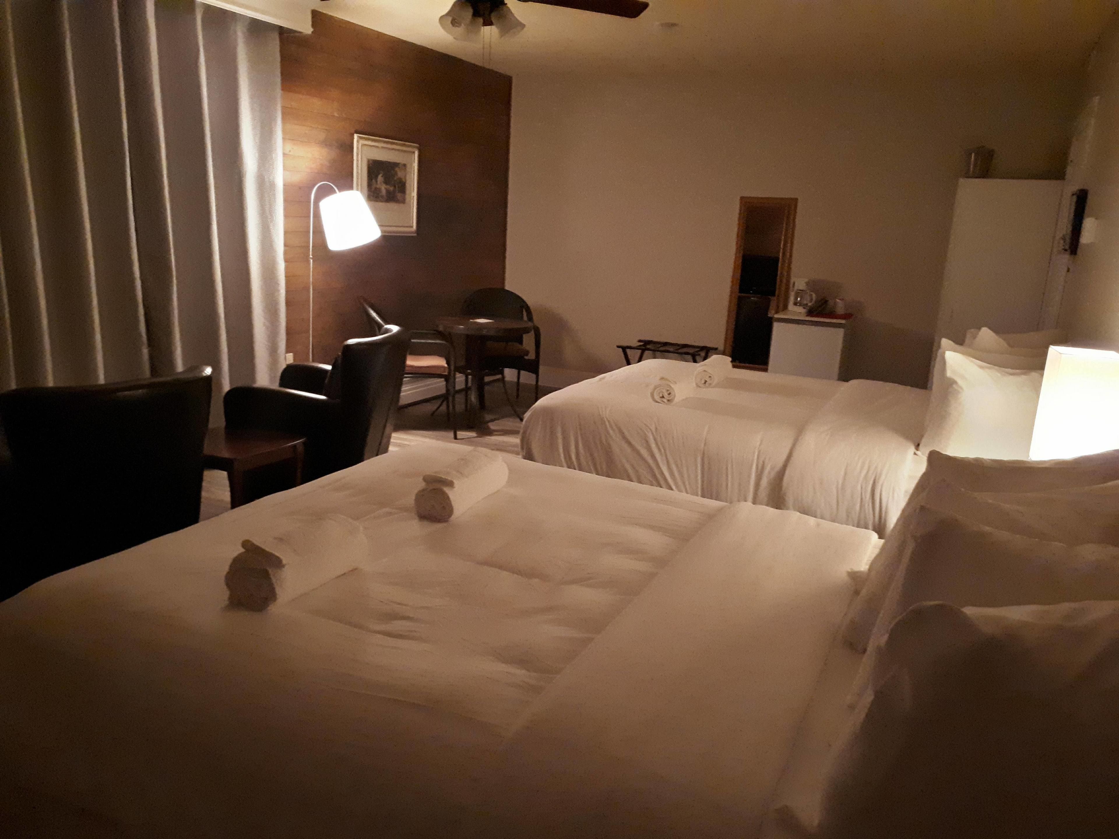 family suite, 2 queen beds, non smoking | hypo-allergenic bedding, desk, iron/ironing board, rollaway beds