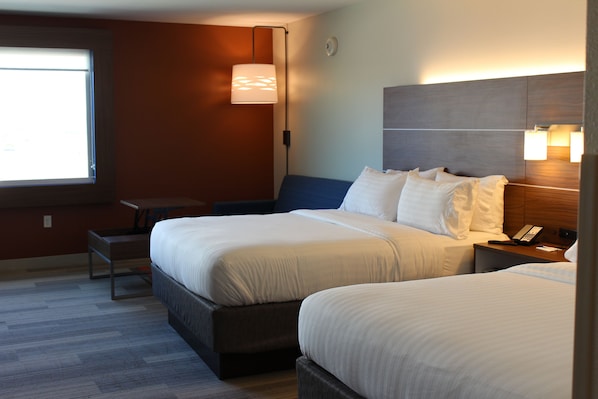 A hotel room with two beds, a desk, and a lamp. - Holiday Inn Express & Suites Omaha - Millard Area by IHG (Omaha)