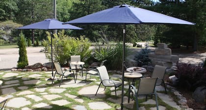 Hush Lodge & Cottages