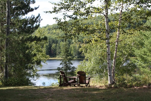 Hush Lodge & Cottages