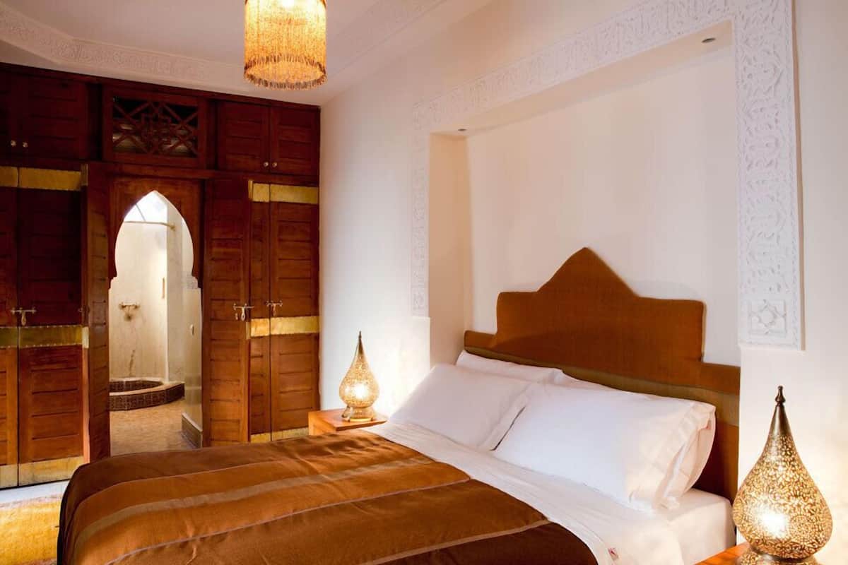 In-room safe, blackout curtains, free WiFi, bed sheets