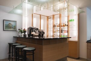 Bar (en el alojamiento)