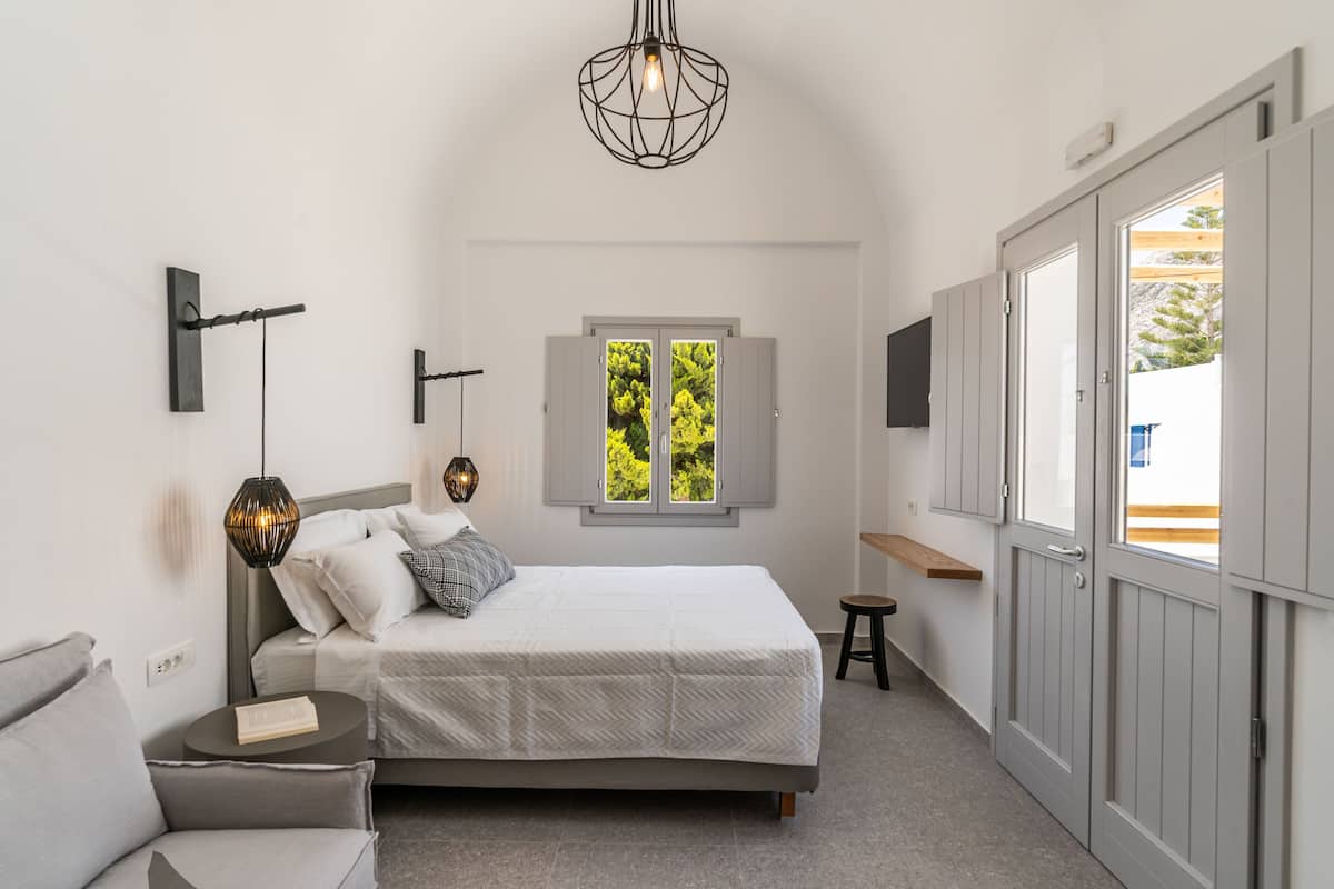 Deluxe Double Room with Plunge Pool | 1 bedroom, premium bedding, Tempur-Pedic beds, in-room safe