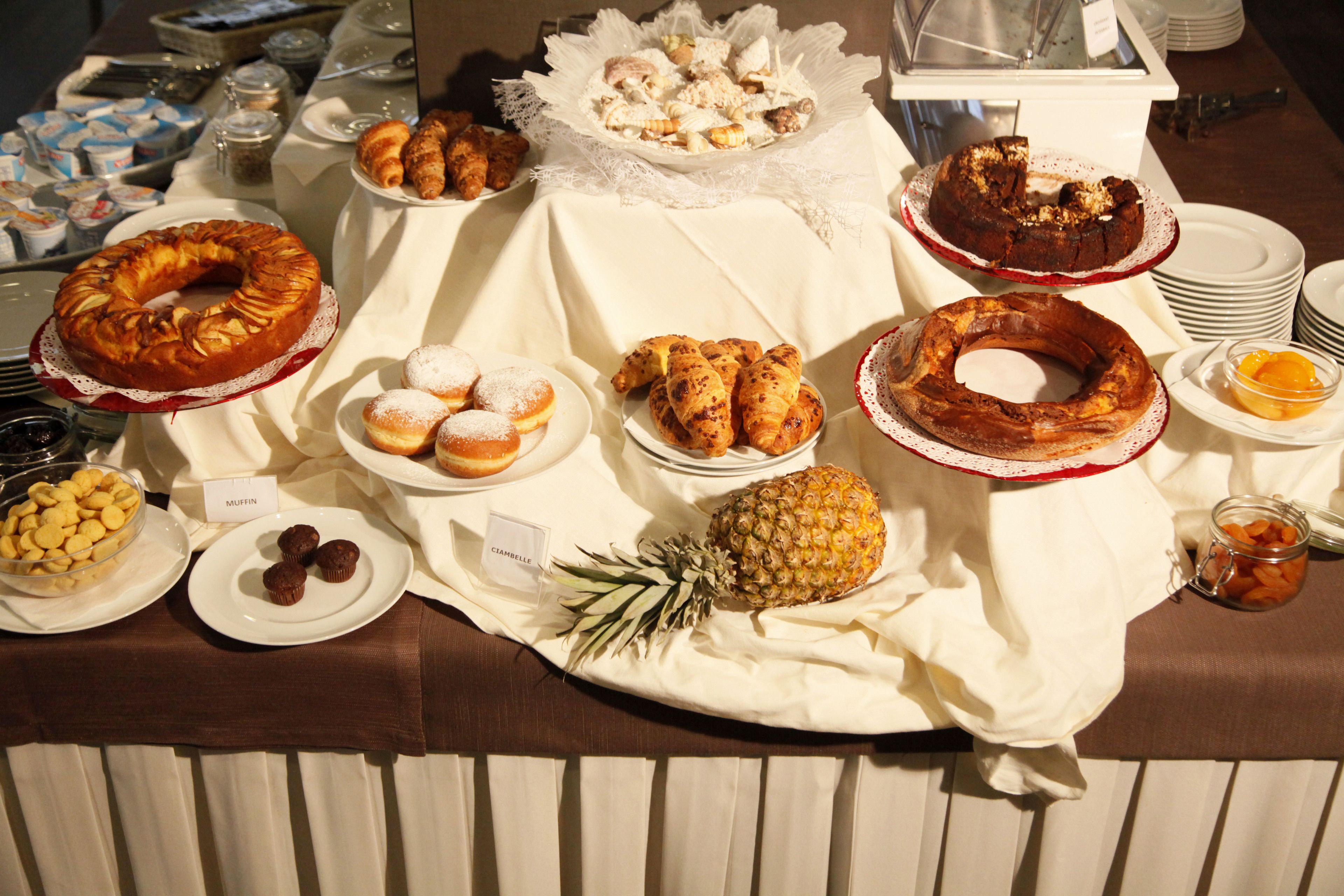 daily buffet breakfast (eur 8 per person)
