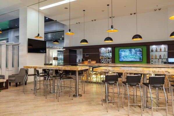 Bar (on property) - Holiday Inn Mexico City-plaza Universidad (Mexico City)
