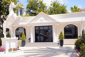 Entrée de l’hébergement