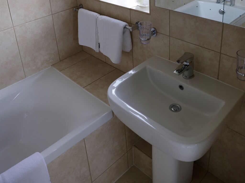 superior double or twin room, ensuite, sea view