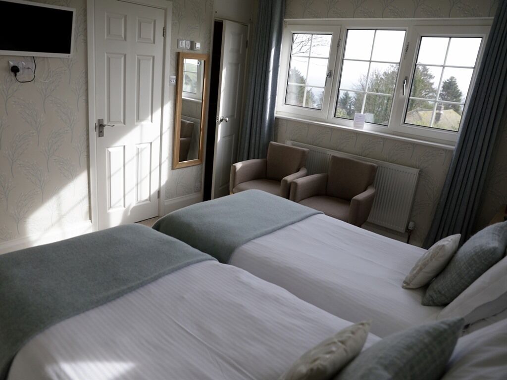superior double or twin room, ensuite, sea view