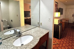 Shower, free toiletries, towels, soap