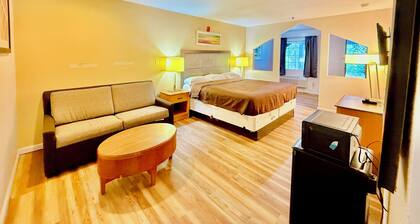 Woodbridge Inn By OYO Rome