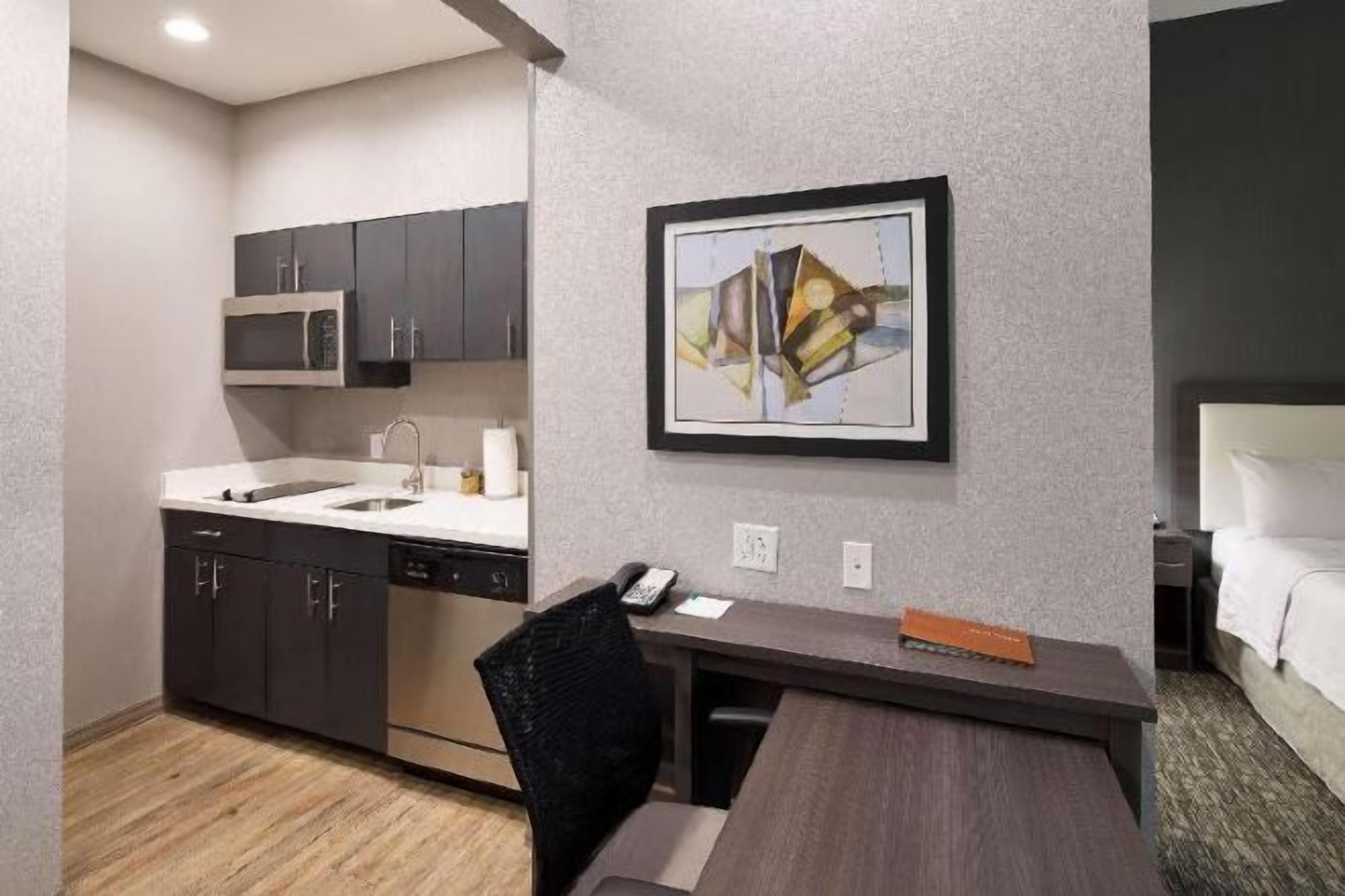 Hypo-allergenic bedding, in-room safe, blackout curtains