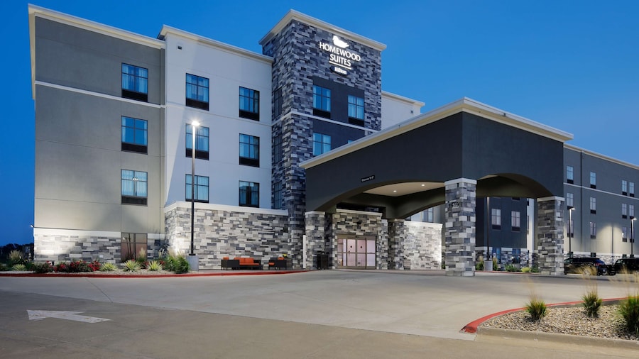Homewood Suites by Hilton Topeka