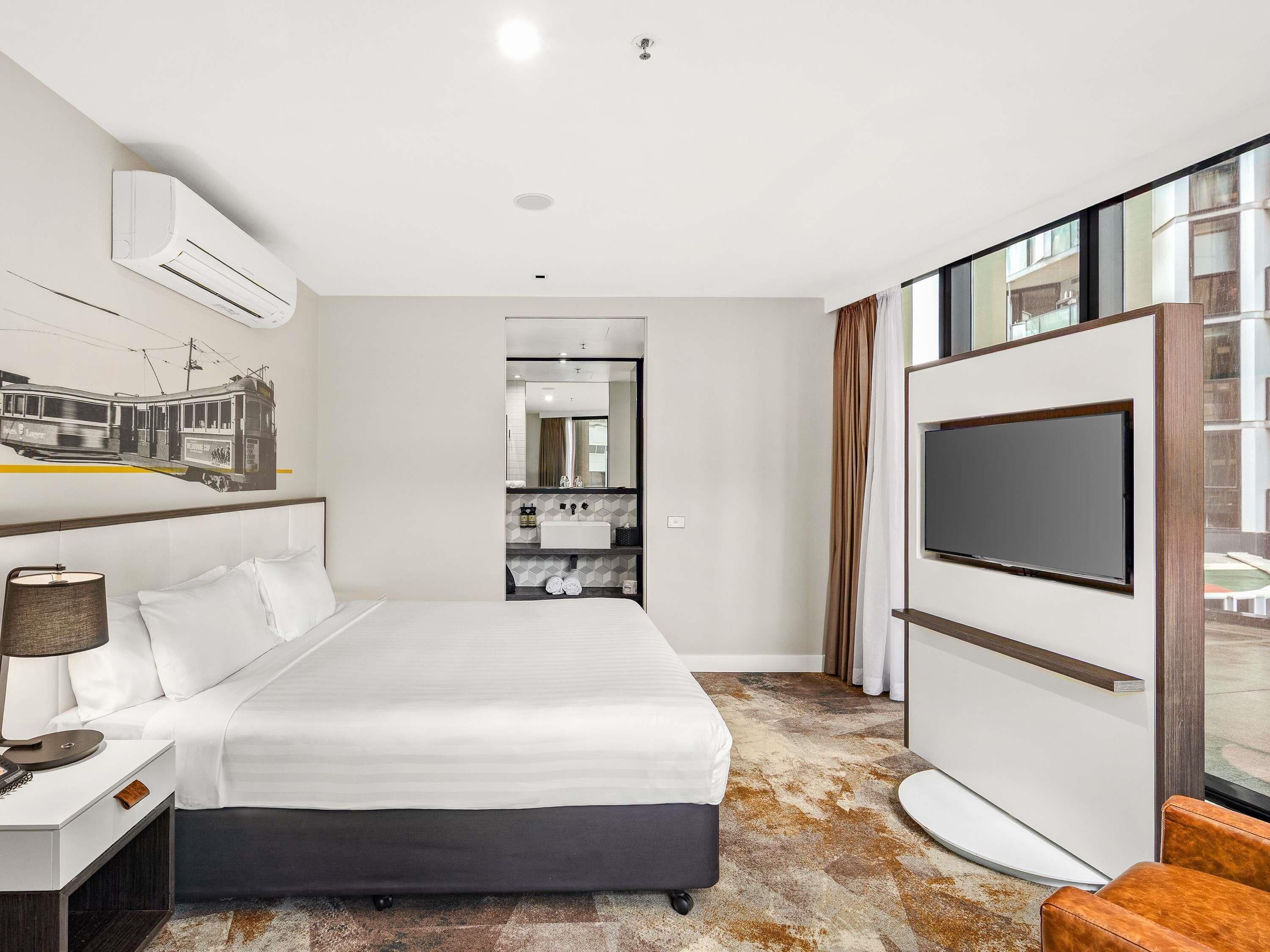 Premium bedding, pillowtop beds, minibar, in-room safe