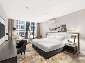 Premium bedding, pillow-top beds, minibar, in-room safe