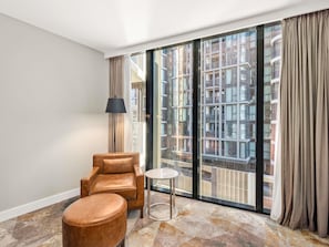 Peppers Queen-Queen Room | Premium bedding, pillowtop beds, minibar, in-room safe