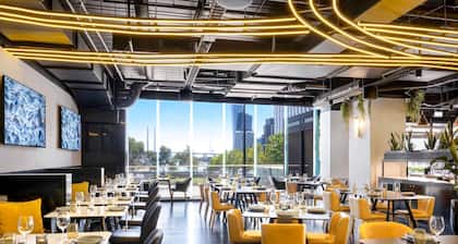 Peppers Southern Cross Melbourne