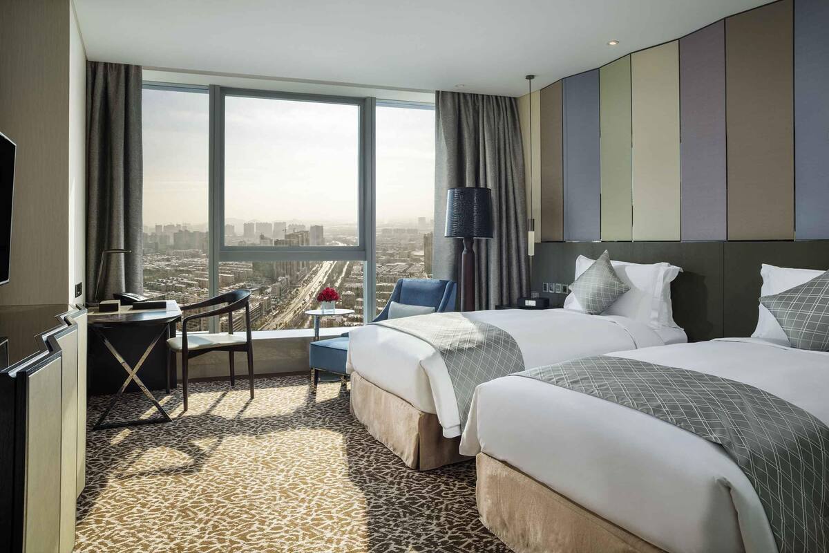 1 phòng ngủ, bộ đồ giường cao cấp, minibar, két bảo mật tại phòng