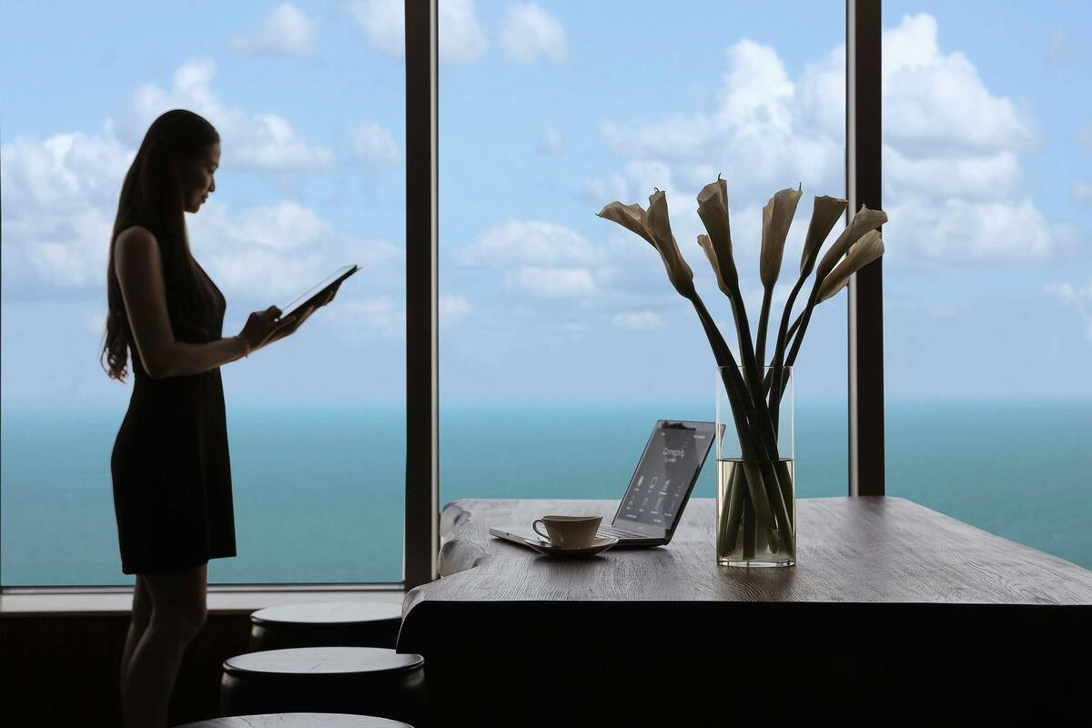 1 bedroom, premium bedding, minibar, in-room safe