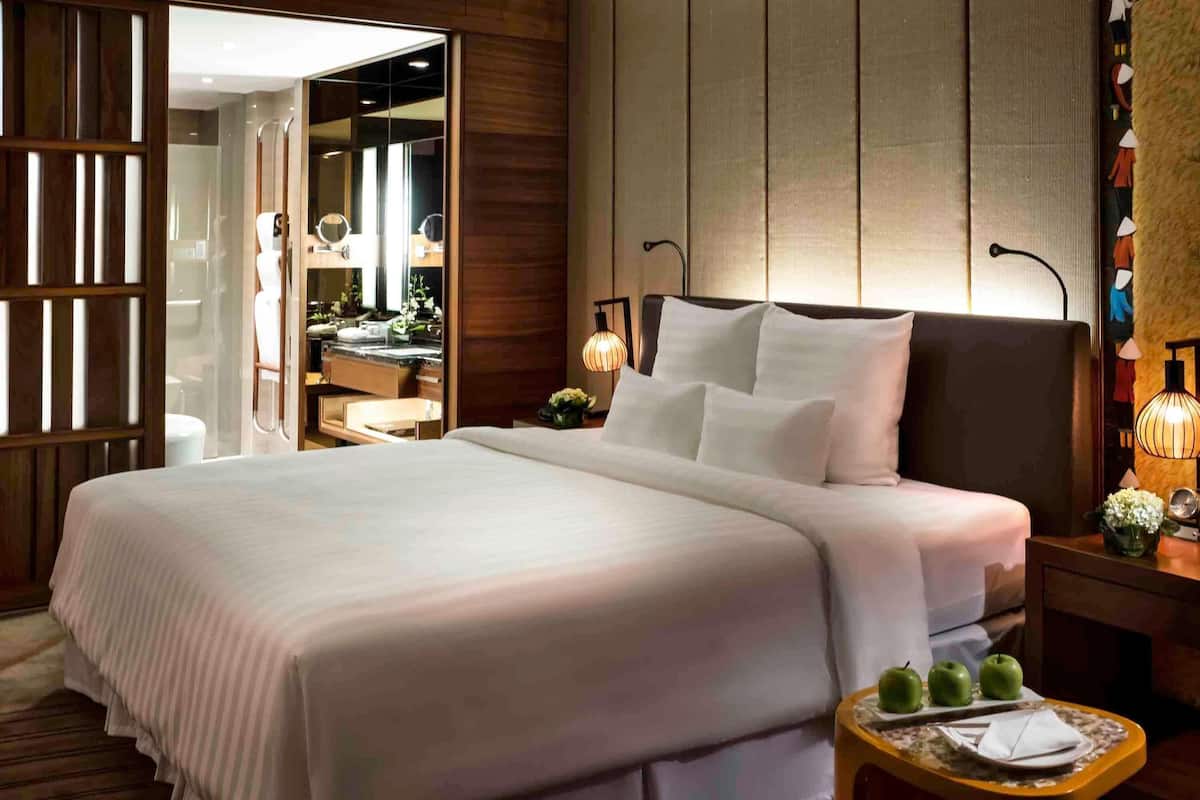 Habitación ejecutiva, 1 cama King size, con acceso al salón lounge del club | 1 habitación, ropa de cama de alta calidad y minibar