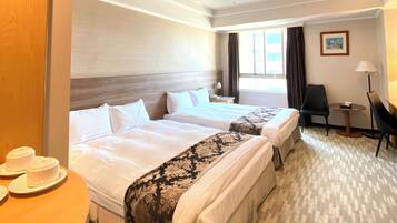 Chambre Familiale | Coffres-forts dans les chambres, bureau