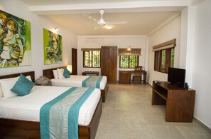 Deluxe Double or Twin Room, Garden View | Minibar, in-room safe, desk, free WiFi