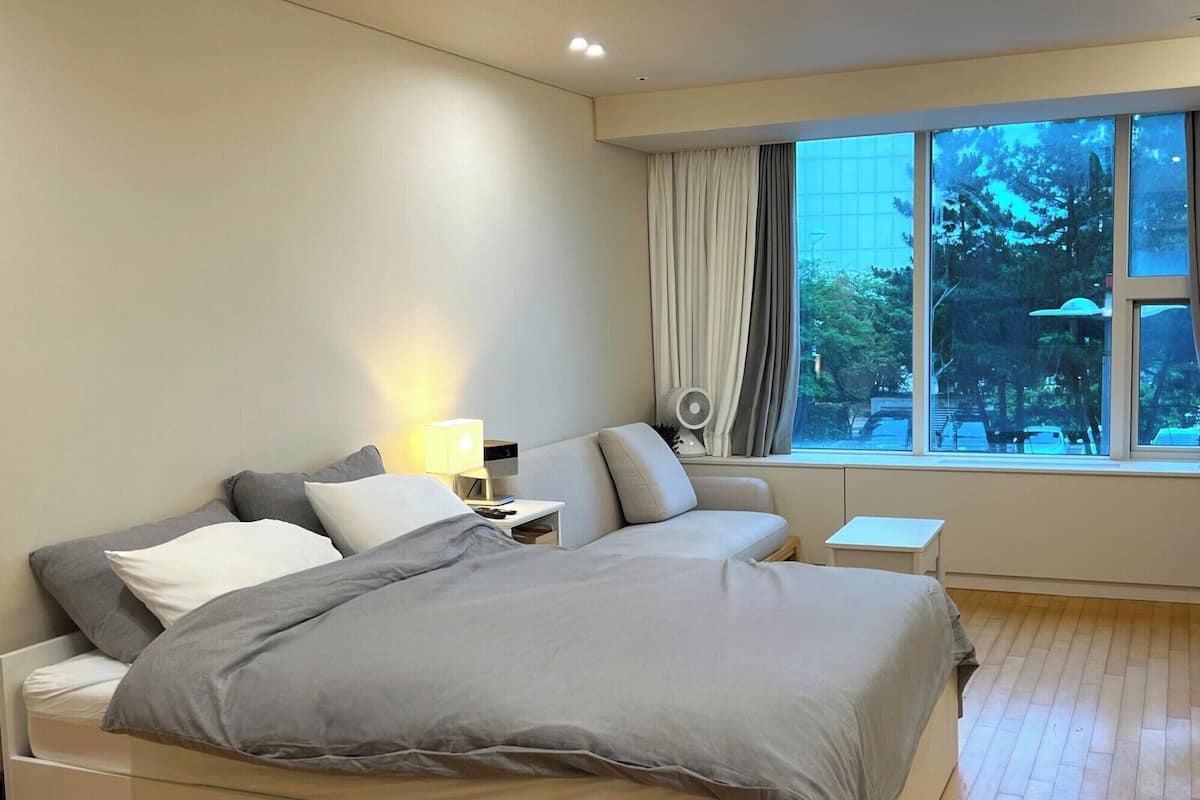 Superior Studio Suite, 1 Queen Bed