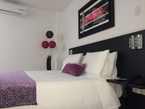 Single Room | Desk, free WiFi, bed sheets - Hotel Quinta Estacion (Yopal)