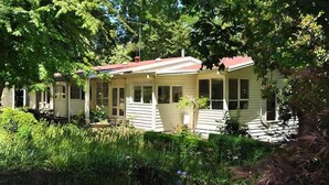 Exterior - Coonara Cottage - Olinda (Olinda)