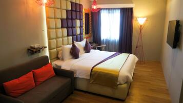 Deluxe Room, 1 King Bed