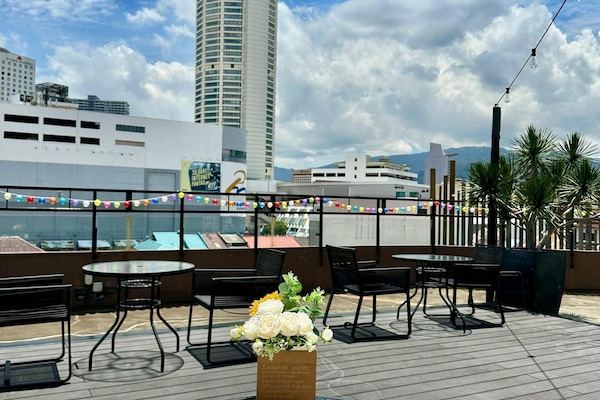 Sarapan masakan tempatan setiap hari (MYR 25 seorang)