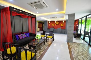 Lobby - Chiangmai SP Hotel (Chiang Mai)