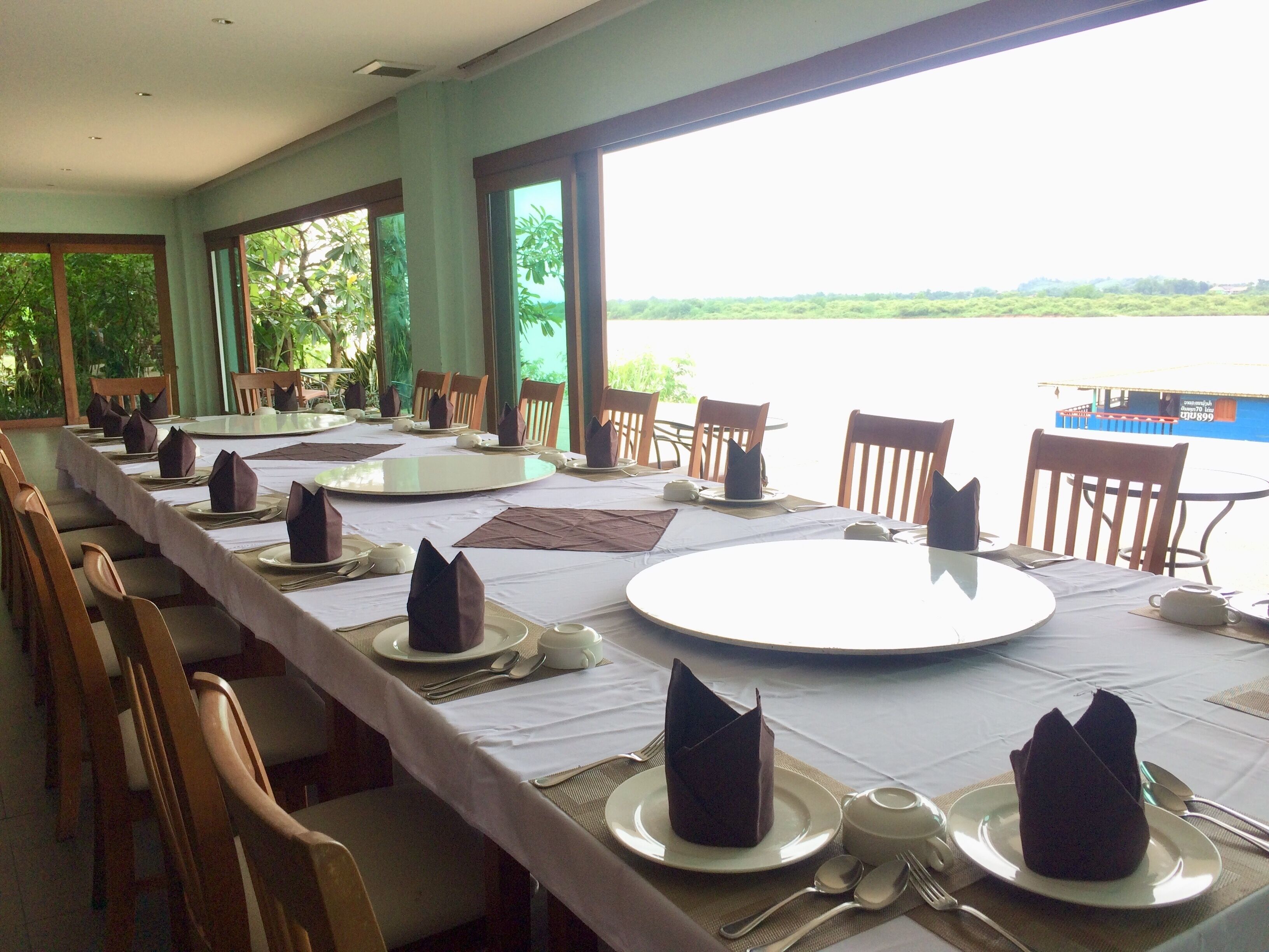 Café da manhã, almoço e jantar; culinária tailandesa 