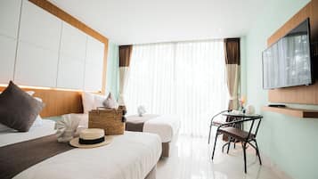 Minibar, escritorio, cortinas blackout y wifi gratis